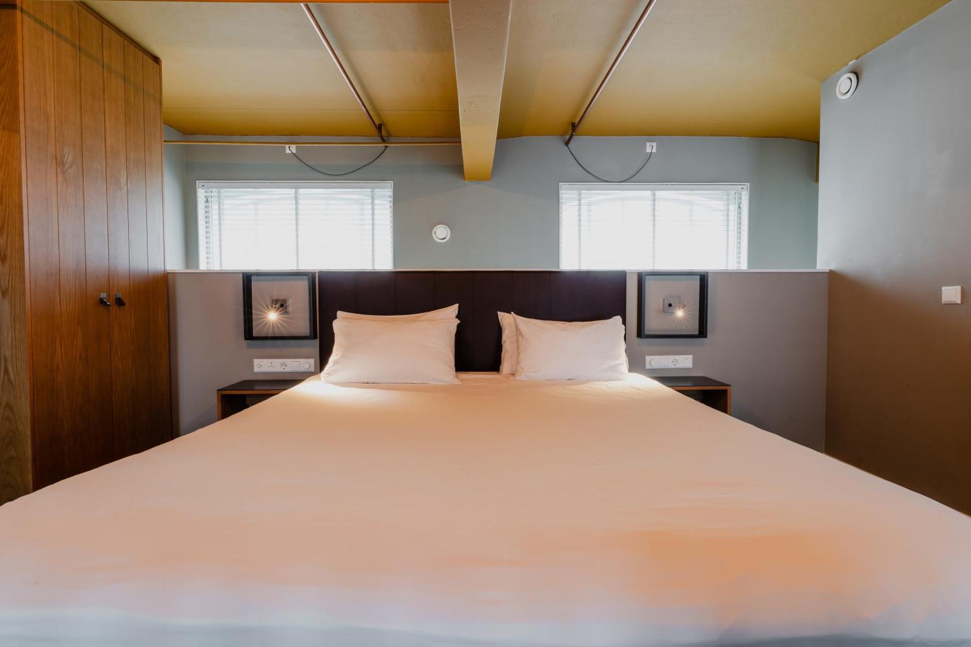 Apartments De Hallen Amsterdam Room photo
